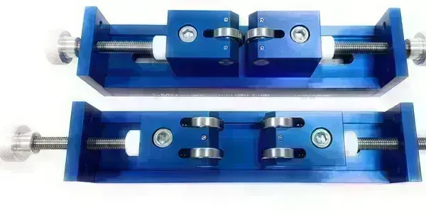 Adjustable Roller V-Block view 3
